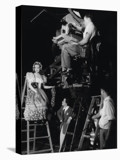 Joan Crawford, Dorothy Arzner. "The Bride Wore Red" 1937, Directed by Dorothy Arzner-null-Premier Image Canvas