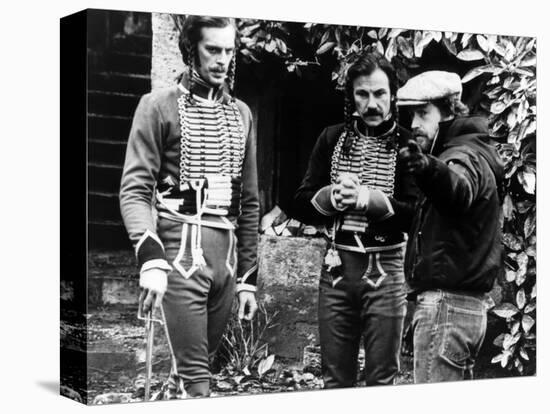 Keith Carradine, Harvey Keitel and le realisateur Ridley Scott sur le tounage du film Les Duelliste-null-Stretched Canvas