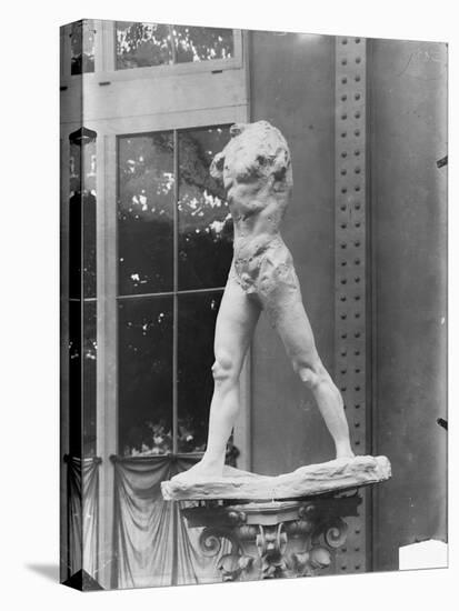L'Homme qui marche / Rodin. plâtre, 1887 (Pavillon de l'Alma, Exposition Universelle 1900)-Auguste Rodin-Premier Image Canvas