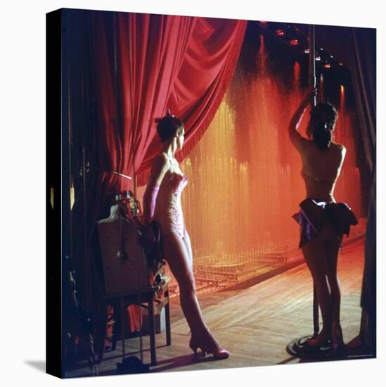 Las Vegas Chorus Showgirls Backstage During a Performance-Loomis Dean-Premier Image Canvas