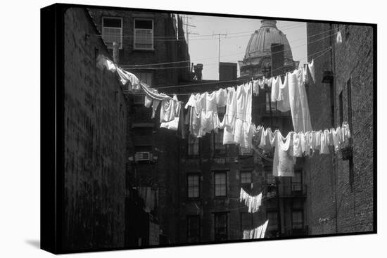 Laundry on Line in Slum Area in New York City-Vernon Merritt III-Premier Image Canvas
