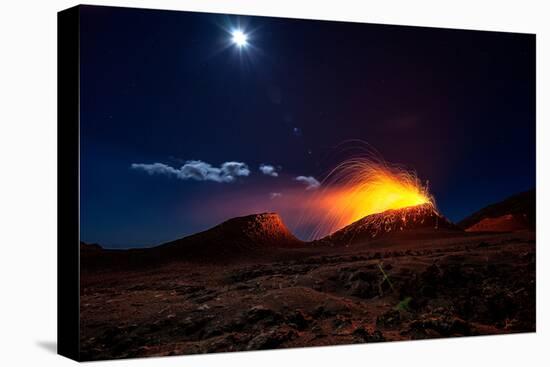 Lava Flow With the Moon-Barathieu Gabriel-Premier Image Canvas