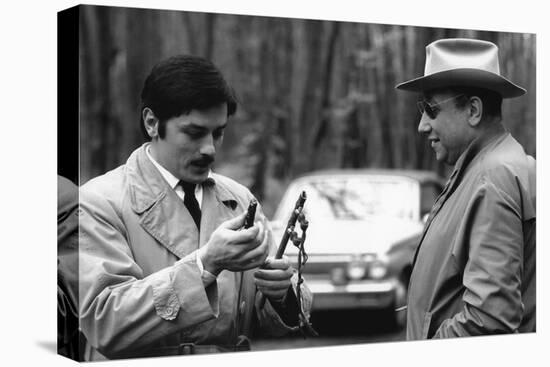 LE CERCLE ROUGE, 1970 directed by JEAN-PIERRE MELVILLE On the set, Alain Delon with Jean-Pierre Mel-null-Stretched Canvas