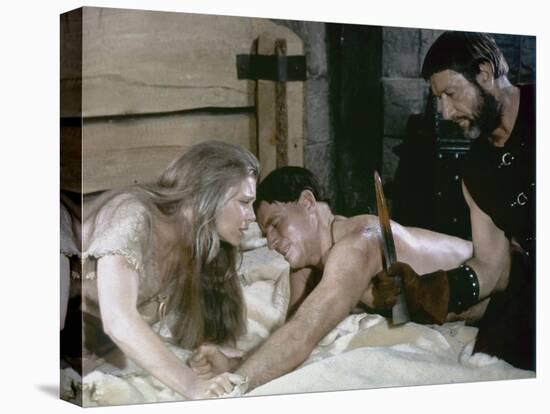 Le Seigneur by la Guerre THE WAR LORD by FranklinSchaffner with Rosemary Forsyth, Charlton Heston a-null-Stretched Canvas