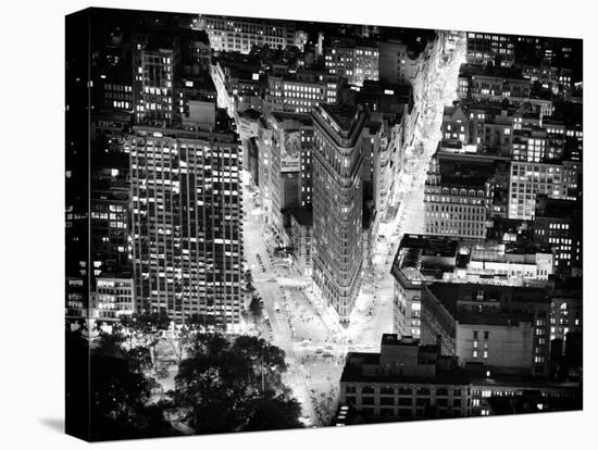 Lifestyle Instant, Flatiron Building by Nigth, Black and White Photography, Manhattan, NYC, US-Philippe Hugonnard-Premier Image Canvas