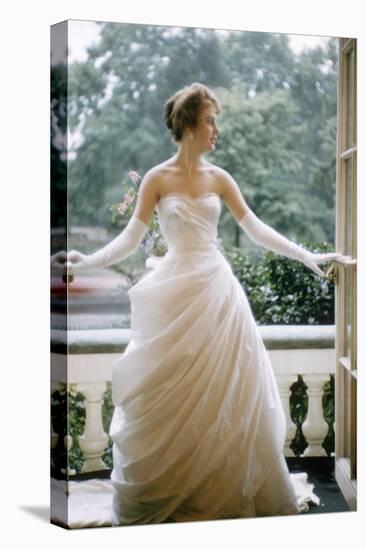 London Debutante Julia Williamson on Balcony of Hyde Park Hotel, London, 1957-Mark Kauffman-Premier Image Canvas