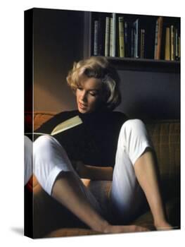 Marilyn Monroe Reading at Home-Alfred Eisenstaedt-Premier Image Canvas
