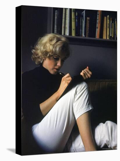 Marilyn Monroe Writing at Home-Alfred Eisenstaedt-Premier Image Canvas