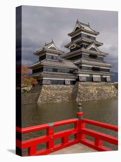 Matsumoto-Jo, Matsumoto, Nagano Prefecture, Central Honshu, Japan-Gavin Hellier-Premier Image Canvas