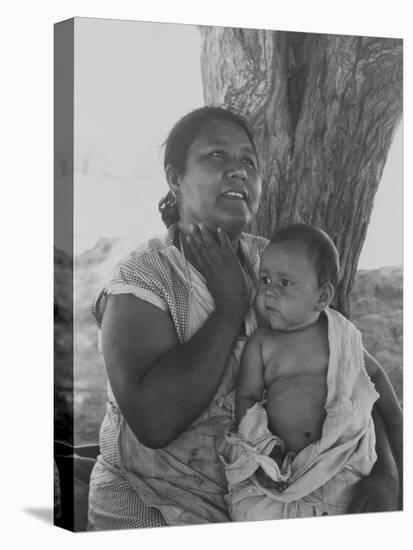 Mexican-American Mother and Child in California, 1935 Dorothea Lange Photo-null-Stretched Canvas