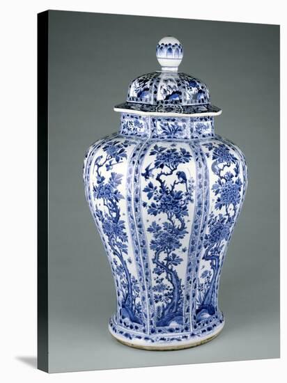 Ming Dynasty Blue and White Lidded Vase-null-Premier Image Canvas