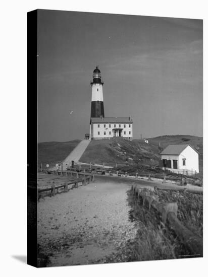 Montauk Point Lighthouse-Alfred Eisenstaedt-Premier Image Canvas