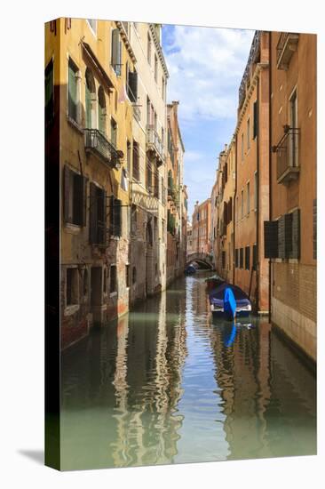 Narrow Canal. Venice. Italy-Tom Norring-Premier Image Canvas