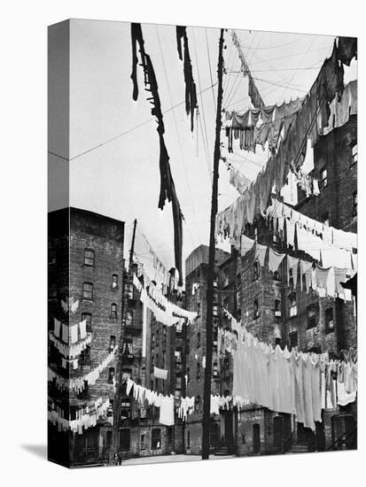 New York: Tenement, 1936-null-Premier Image Canvas