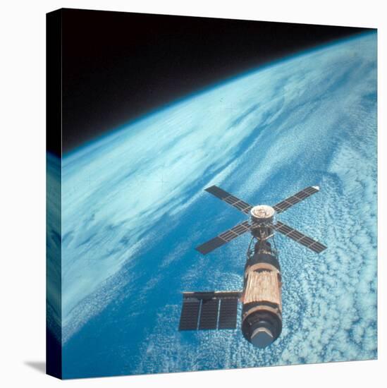 Orbiting Space Laboratory Skylab Aloft Above Earth-null-Premier Image Canvas