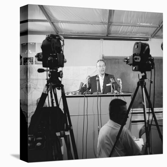Otto Winzen Speaking to Press About the Man High Project, Minneapolis, Minnesota, 1957-Yale Joel-Premier Image Canvas