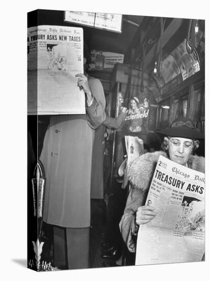 People Reading Tribune Newspaper on Train-William C^ Shrout-Premier Image Canvas
