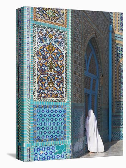 Pilgrim at the Shrine of Hazrat Ali, Mazar-I-Sharif, Balkh, Afghanistan, Asia-Jane Sweeney-Premier Image Canvas