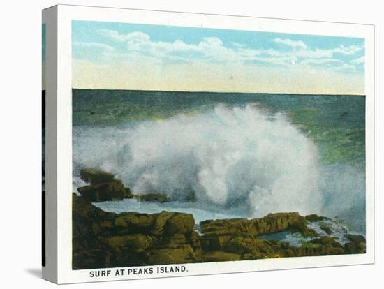 Portland, Maine - Peaks Island View of the Surf-Lantern Press-Stretched Canvas