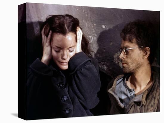 PORTRAIT by GROUPE with DAME, 1976 directed by ALEKSANDER PETROVI Romy Schneider and Brad Dourif (p-null-Stretched Canvas