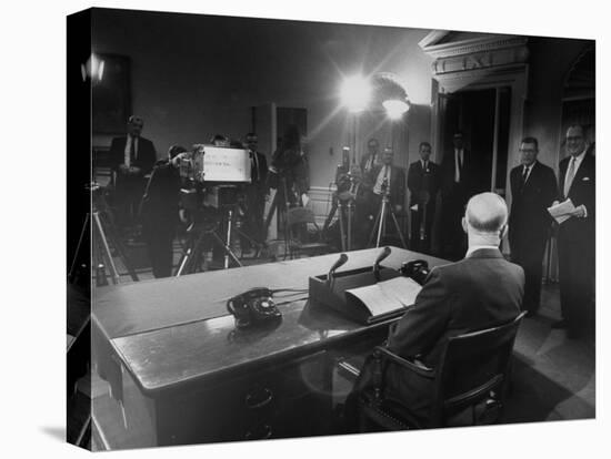 President Dwight D. Eisenhower Presenting His Farewell Address to the Nation-Ed Clark-Premier Image Canvas