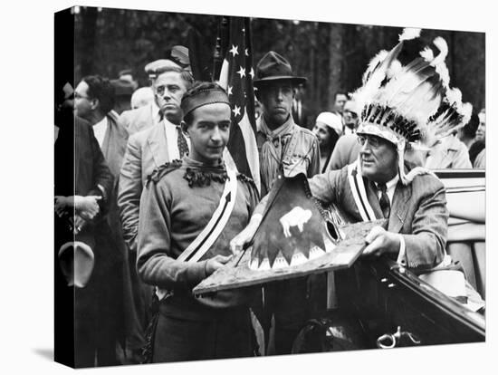 President Franklin Roosevelt in a War Bonnet-null-Stretched Canvas