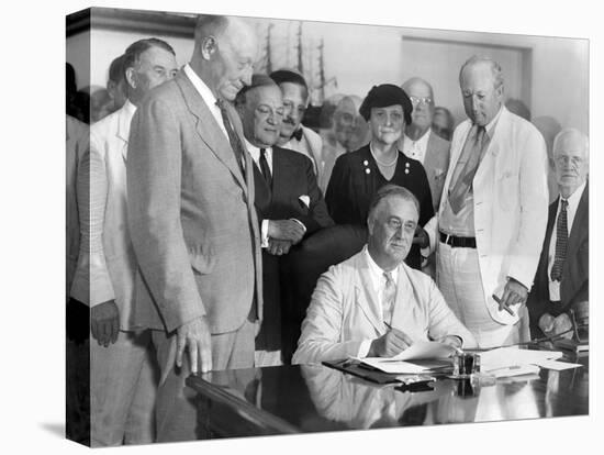 President Franklin Roosevelt Signs the Social Security Bill-null-Stretched Canvas