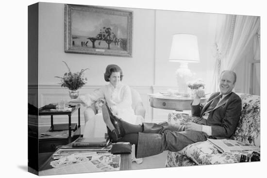 President Gerald Ford and First Lady Betty Ford in the living quarters of the White House, 1975-Marion S. Trikosko-Premier Image Canvas