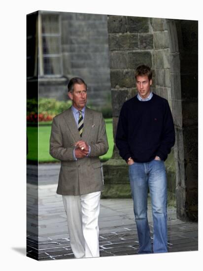 Prince William arriving at St Andrew's University With his father Prince Charles, September 2001-null-Premier Image Canvas