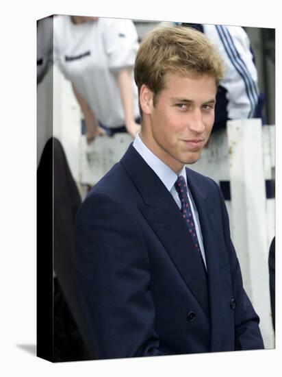 Prince William visits Sighthill in Glasgow September 21, 2001-null-Premier Image Canvas