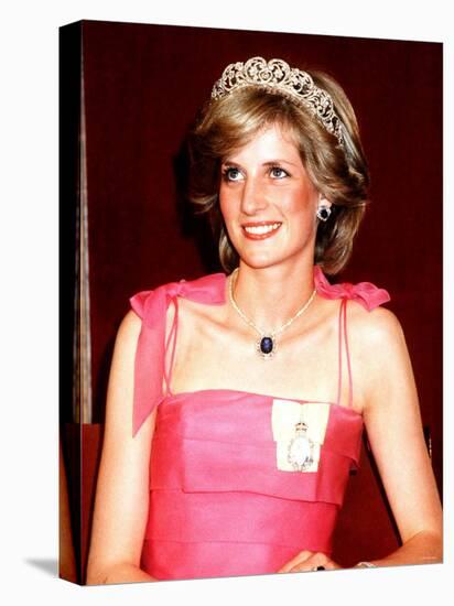 Princess Diana in Australia at the State Reception at Brisbane Wearing a Pink Dress and Tiara-null-Premier Image Canvas