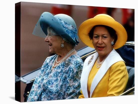 Princess Margaret and the Queen Mother Ride in an Open Carriage During the Trooping of the Colour-null-Premier Image Canvas