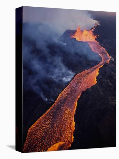 Puu Oo Crater Erupting-Jim Sugar-Premier Image Canvas