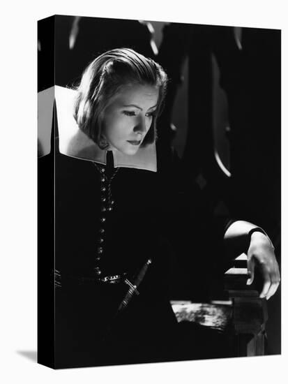 QUEEN CHRISTINA, 1933 directed by ROUBEN MAMOULIAN Greta Garbo (b/w photo)-null-Stretched Canvas