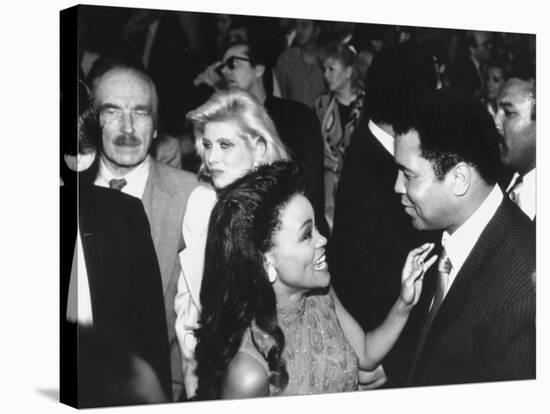 Robin Givens with Muhammad Ali, Ivana Trump and Donald Trump's Father, Fred, at Tyson-Spinks Fight-null-Premier Image Canvas