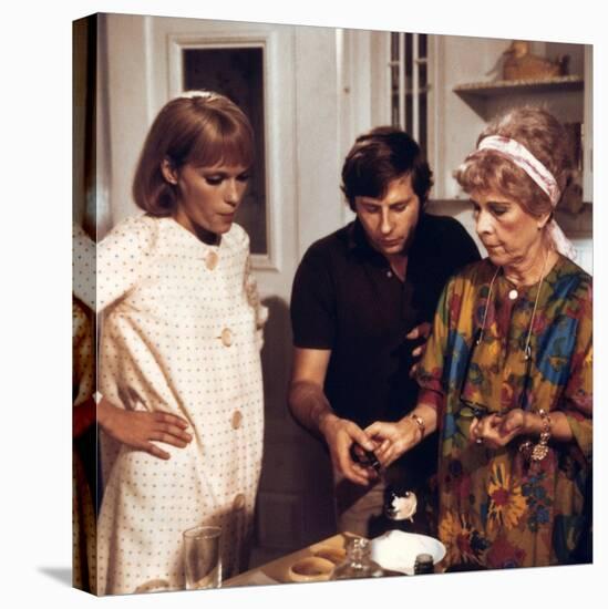ROSEMARY'S BABY, 1968 directed by ROMAN POLANSKI On the set, Roman Polanski directs Mia Farrow and -null-Stretched Canvas