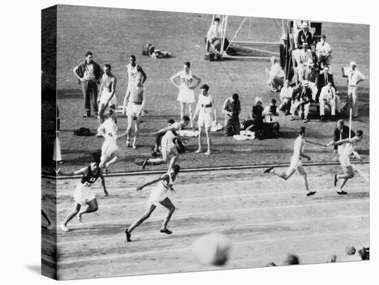 Running in the 1932 Olympics in Los Angeles-null-Premier Image Canvas