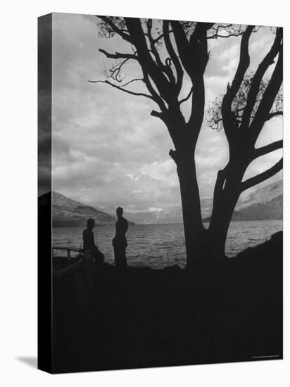 Sgt. Vincent Cafarella and Red Cross Worker Alice Sunbarger on Famous Banks of Lock Lomond-Hans Wild-Premier Image Canvas