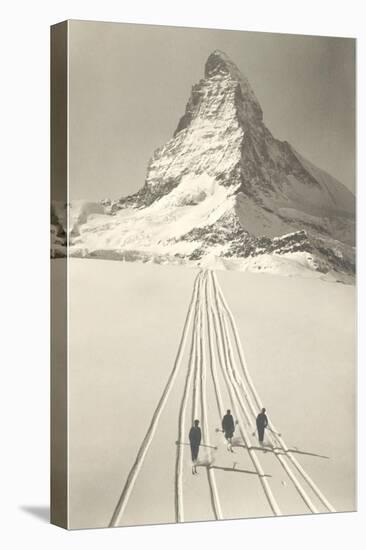 Skiers Leaving Matterhorn-null-Stretched Canvas