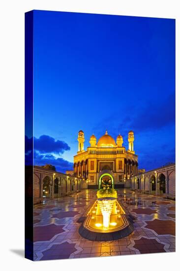 South East Asia, Kingdom of Brunei, Bandar Seri Begawan, Jame'Asr Hassanal Bolkiah Mosque-Christian Kober-Premier Image Canvas