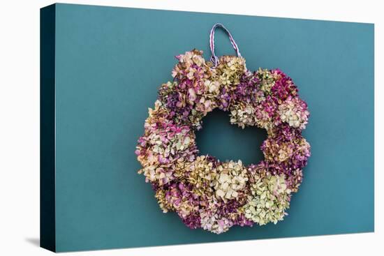 Still life, autumnal decoration, wreath with hydrangea blossoms-mauritius images-Premier Image Canvas