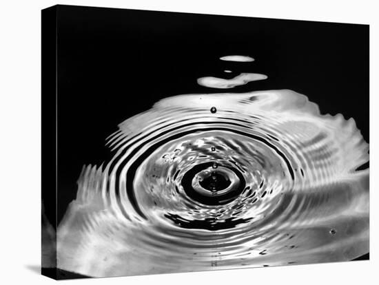 Stop-Action Photograph of Drop of Water as it Falls and Finally Splashes-Gjon Mili-Premier Image Canvas