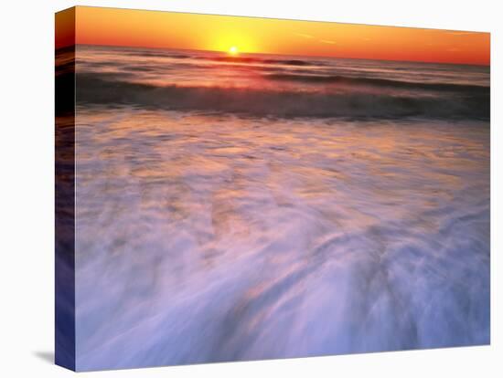 Sunrise over Atlantic Ocean, Assateague Island National Seashore, Virginia, USA-Charles Gurche-Premier Image Canvas