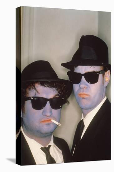 THE BLUES BROTHERS, 1980 directed by JOHN LANDIS John Belushi and Dan Aykroyd (photo)-null-Stretched Canvas