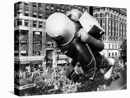 The Macy's Thanksgiving Day Parade, Times Square, New York City, November 27, 1952-null-Stretched Canvas