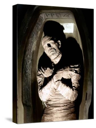'The Mummy, Boris Karloff, 1932' Photo | Art.com