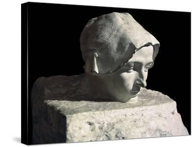Claudel accent chest deals