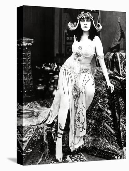 Theda Bara. "Cleopatra" 1917, Directed by J. Gordon Edwards-null-Premier Image Canvas