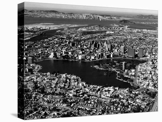 This Aerial View Shows the City of Oakland, Calif., in the Foreground-null-Premier Image Canvas