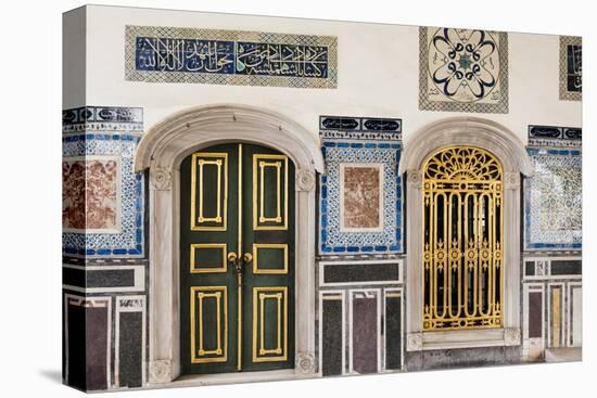 Topkapi Palace, Sultanahmet, Istanbul, Turkey-Ben Pipe-Premier Image Canvas